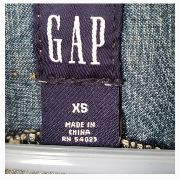 Vintage Gap Denim Jacket - Picture 4 of 7